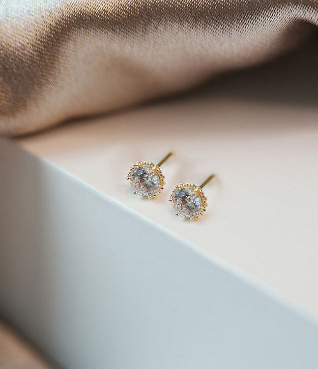 Blanche Stud Earrings