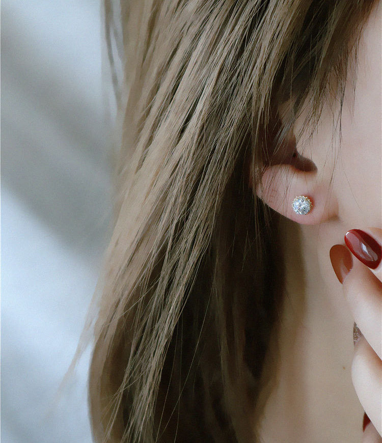 Blanche Stud Earrings