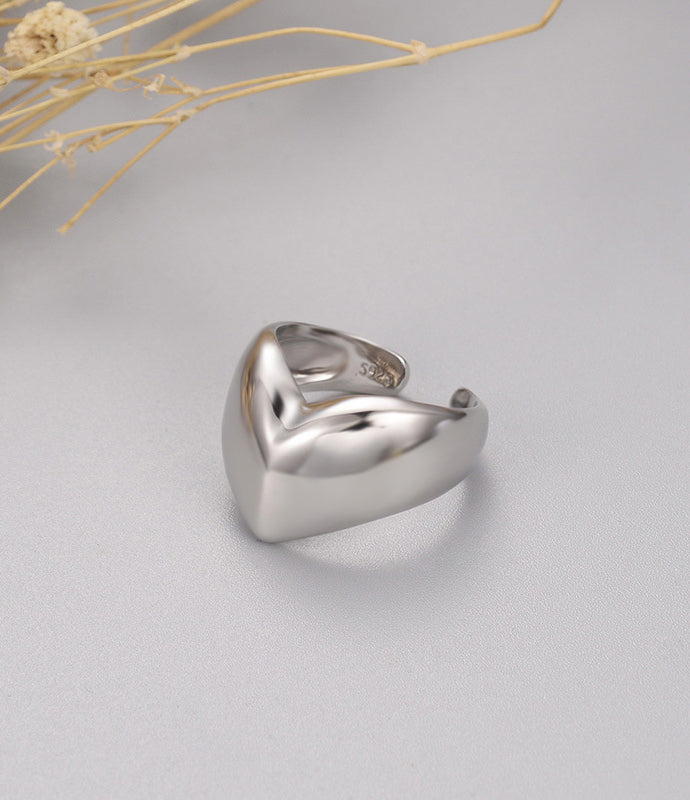 Bold Heart Ring - Silver