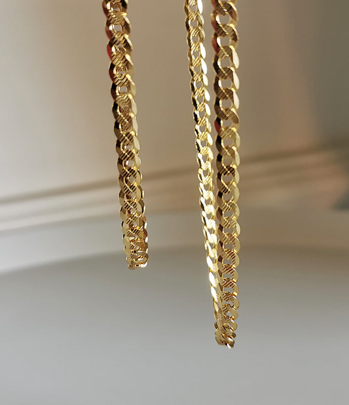 Plain Gold Chain Necklace