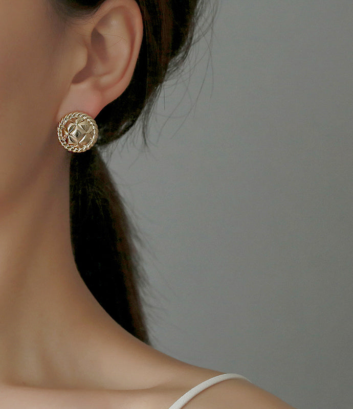 Round Gold Cushion Earrings