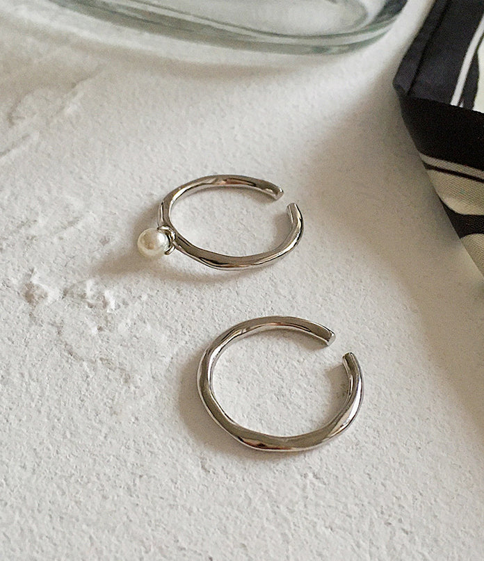 Singularity Pearl Ring - Silver