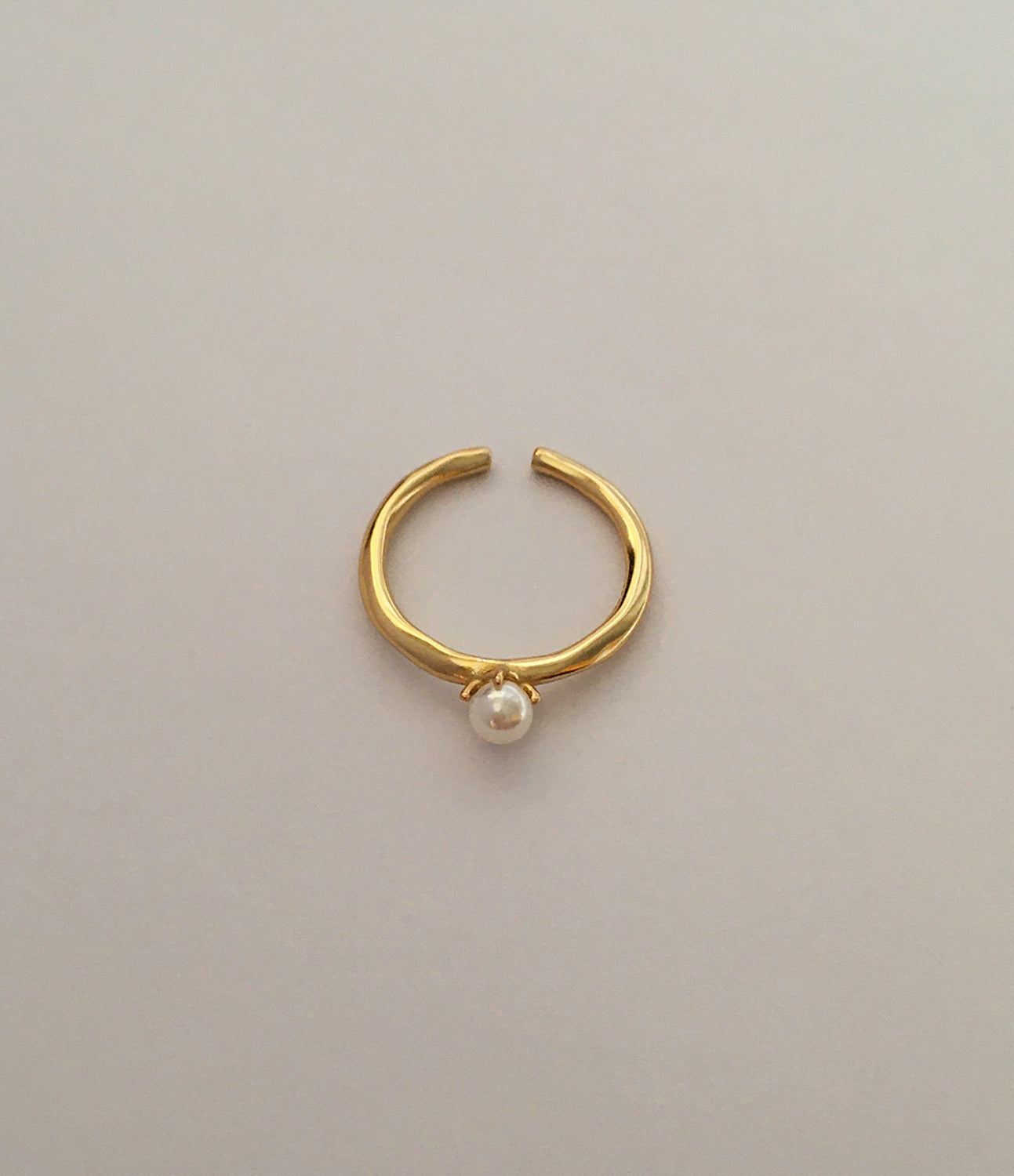 Singularity Pearl Ring - Gold